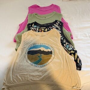 Free People Movement Inspire Tank Bundle (4) – 3 Medium, 1 Large – Workout Tank